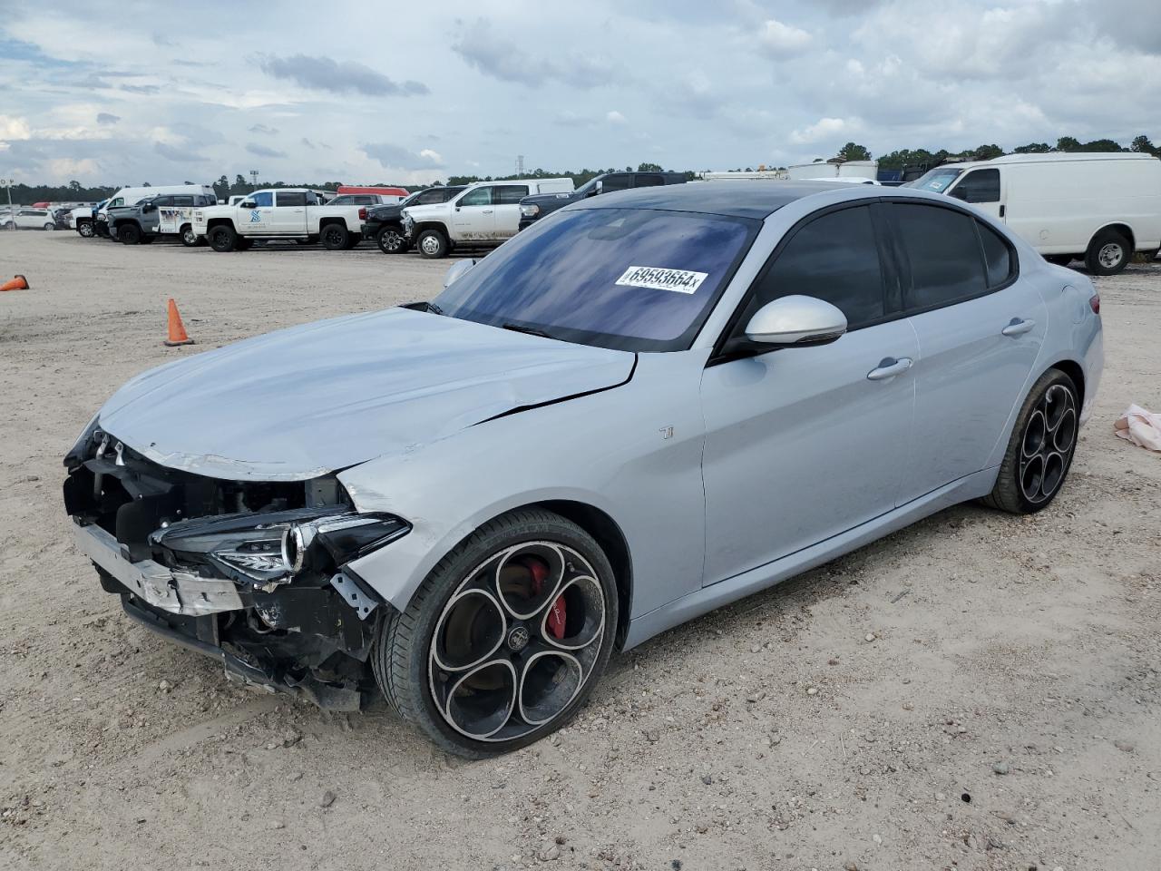 ALFA ROMEO GIULIA TI 2023