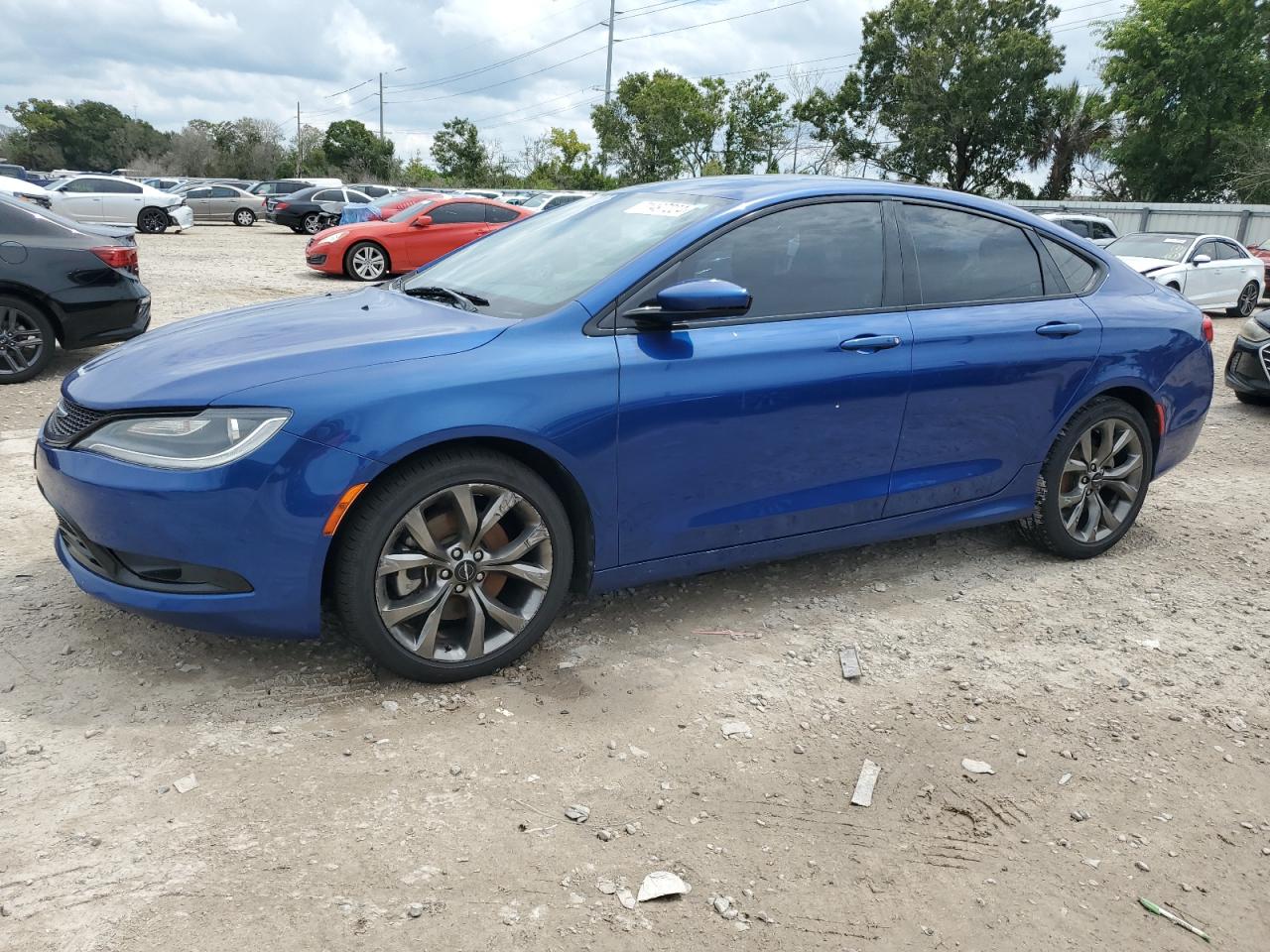 CHRYSLER 200 S 2015