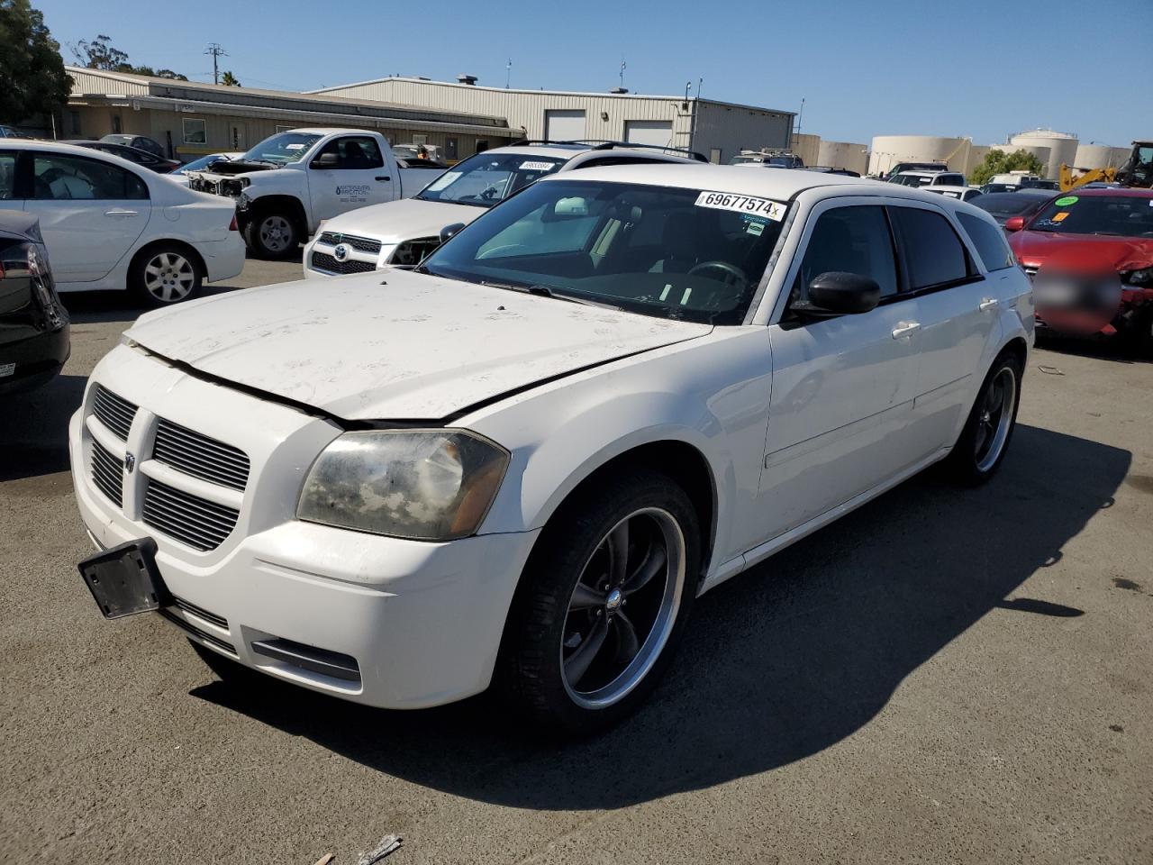 DODGE MAGNUM SE 2006