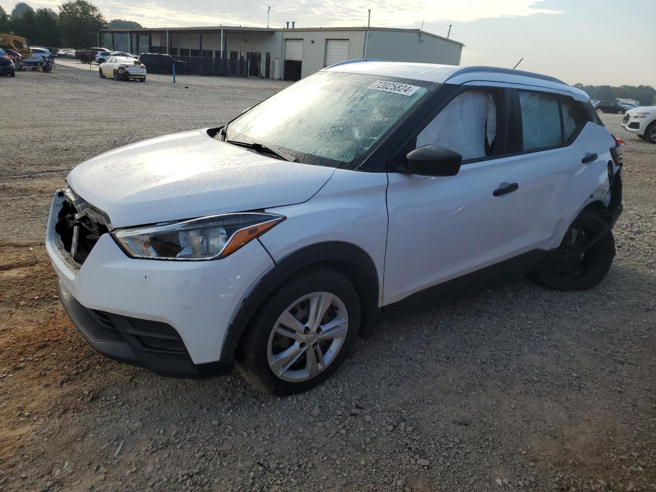 NISSAN KICKS S 2019