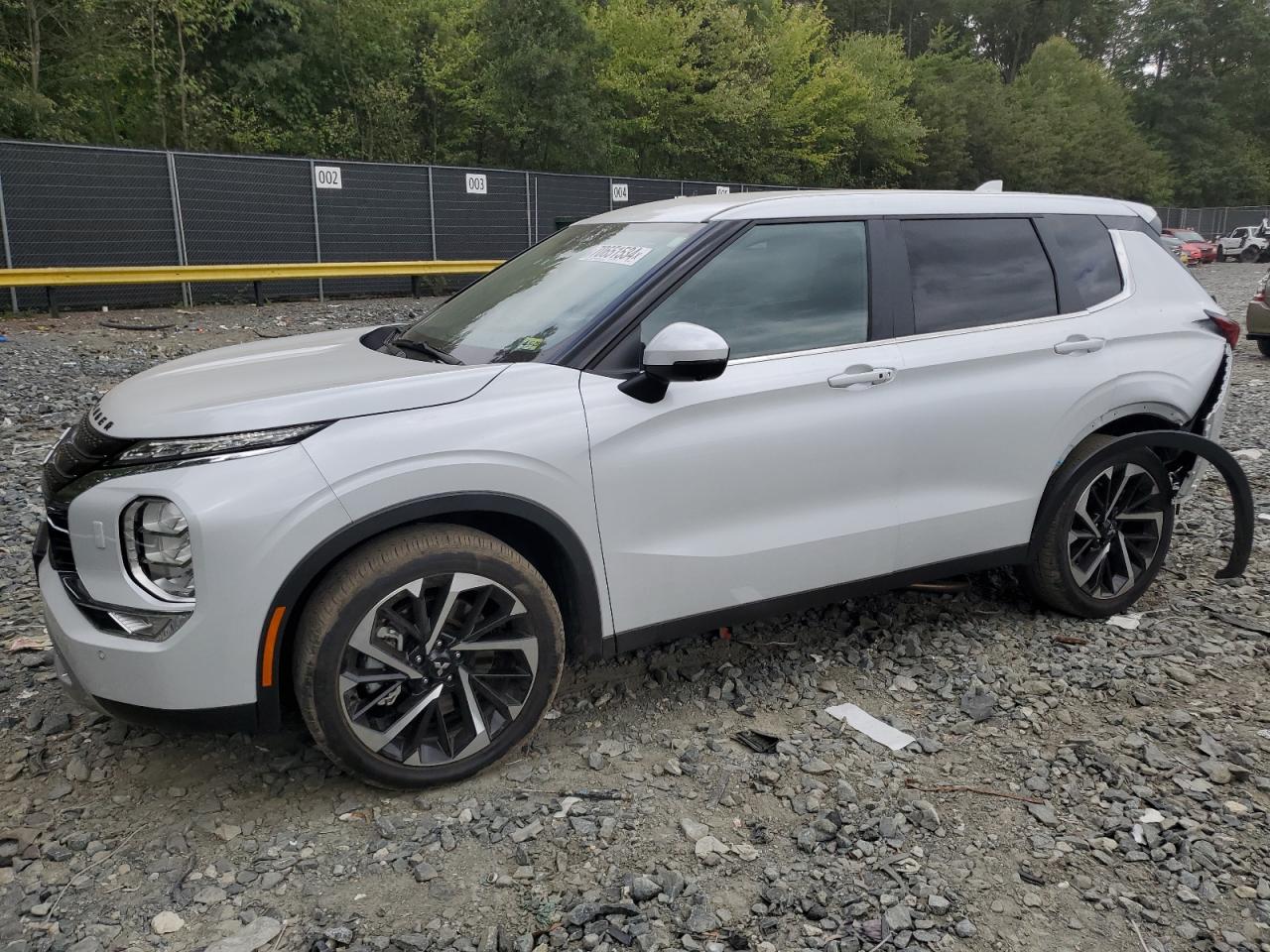 MITSUBISHI OUTLANDER 2024