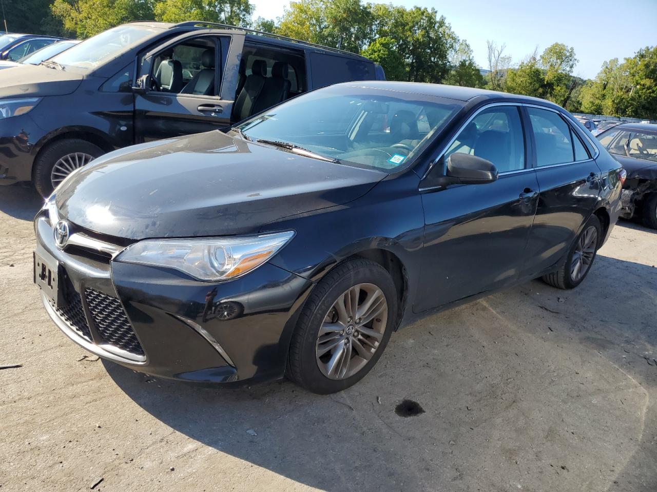TOYOTA CAMRY LE 2016