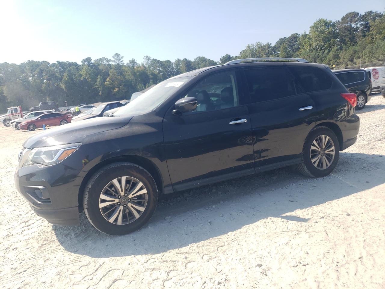 NISSAN PATHFINDER 2020