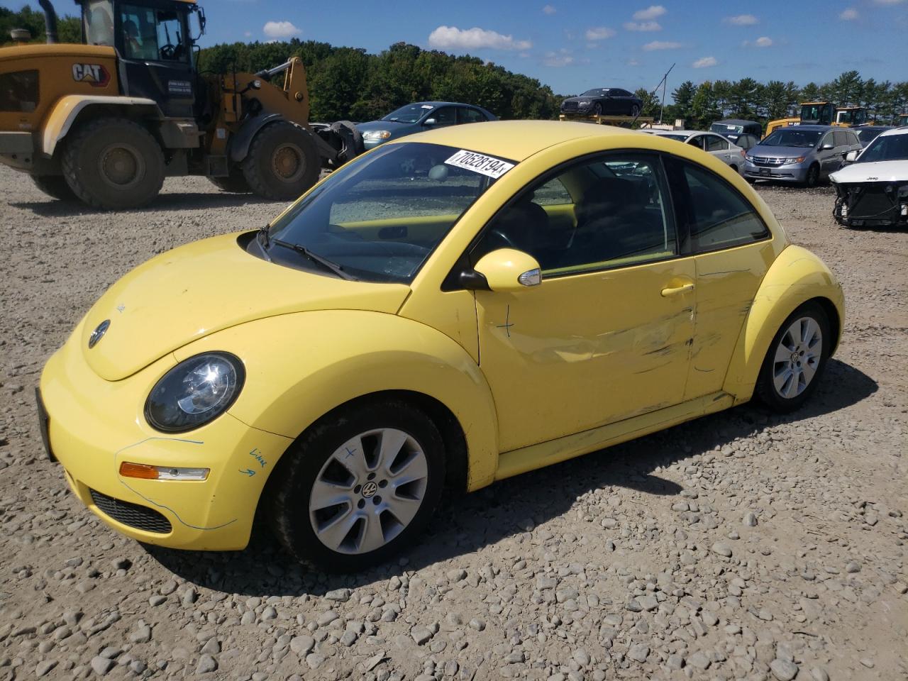 VOLKSWAGEN NEW BEETLE 2009