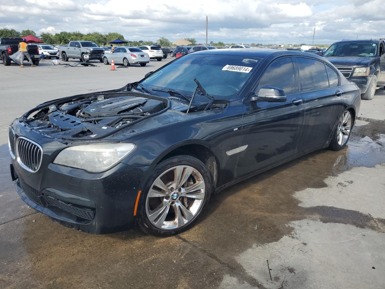 BMW 750 Li 2014