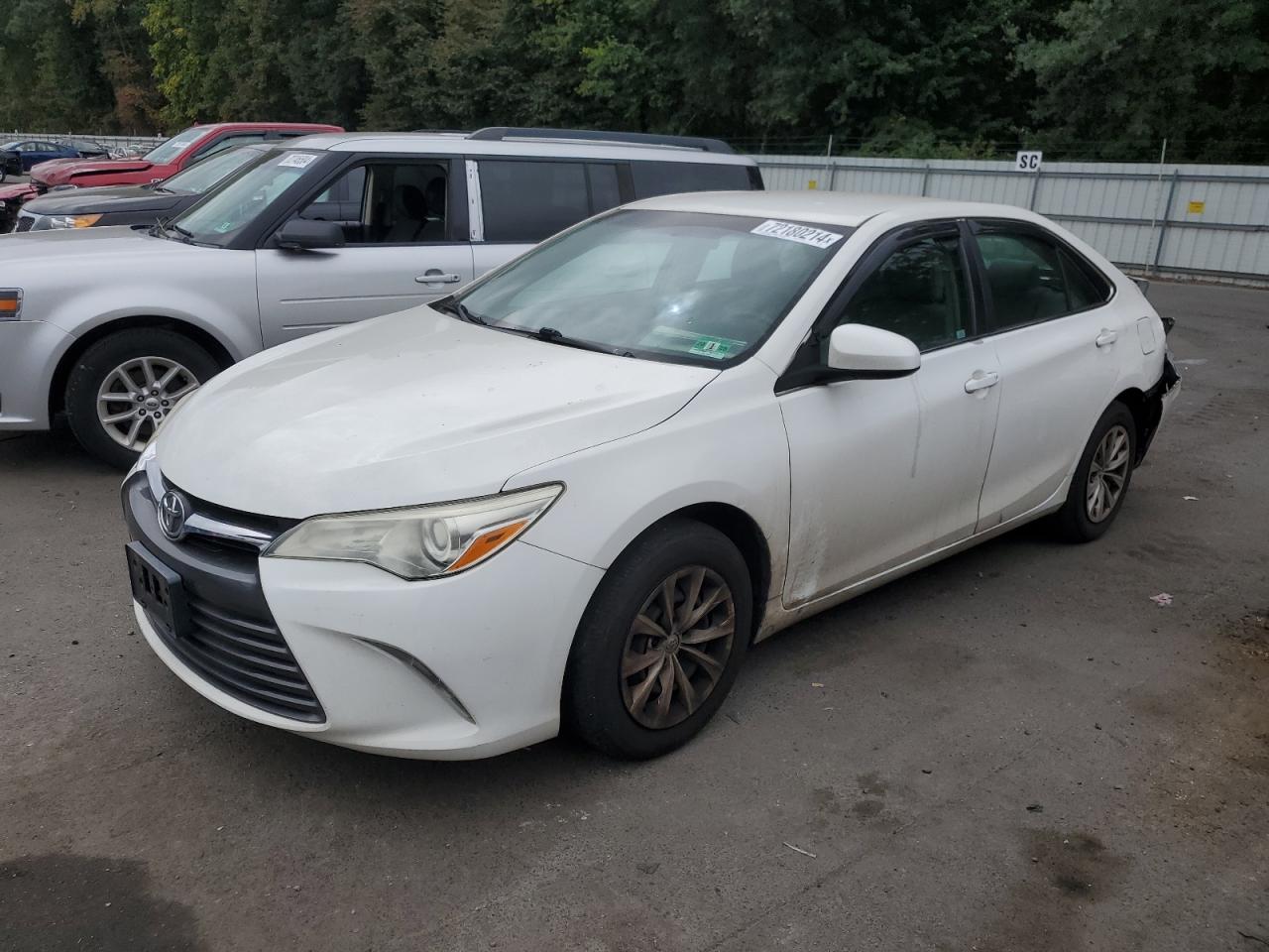 TOYOTA CAMRY LE 2016