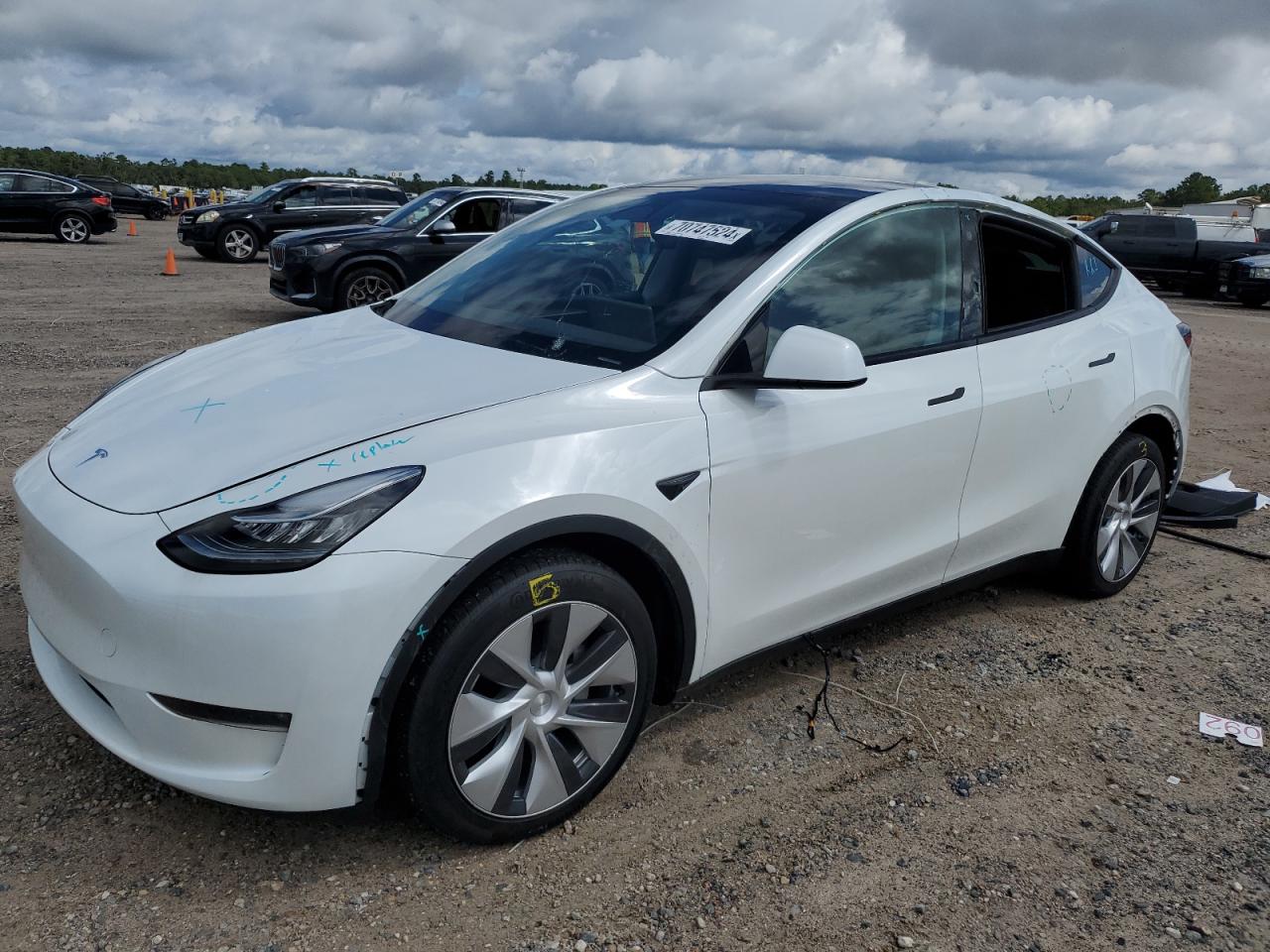 TESLA MODEL Y 2023