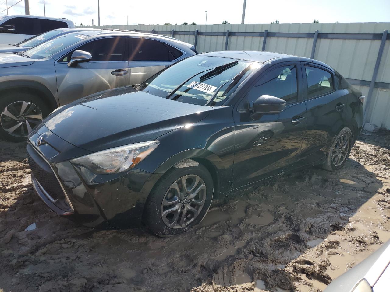 TOYOTA YARIS L 2019