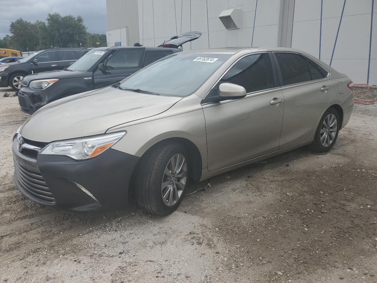 TOYOTA CAMRY LE 2016