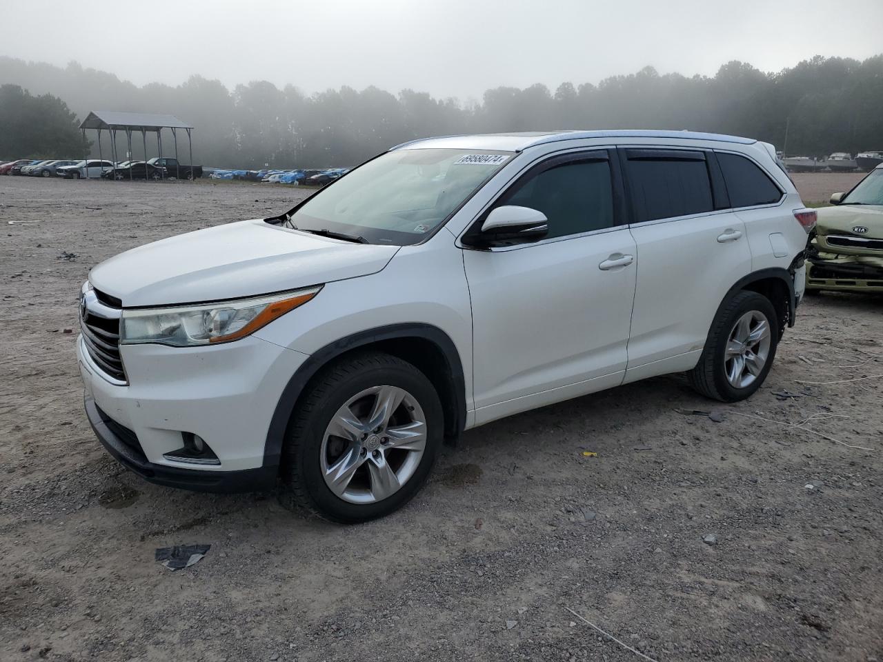 TOYOTA HIGHLANDER 2015