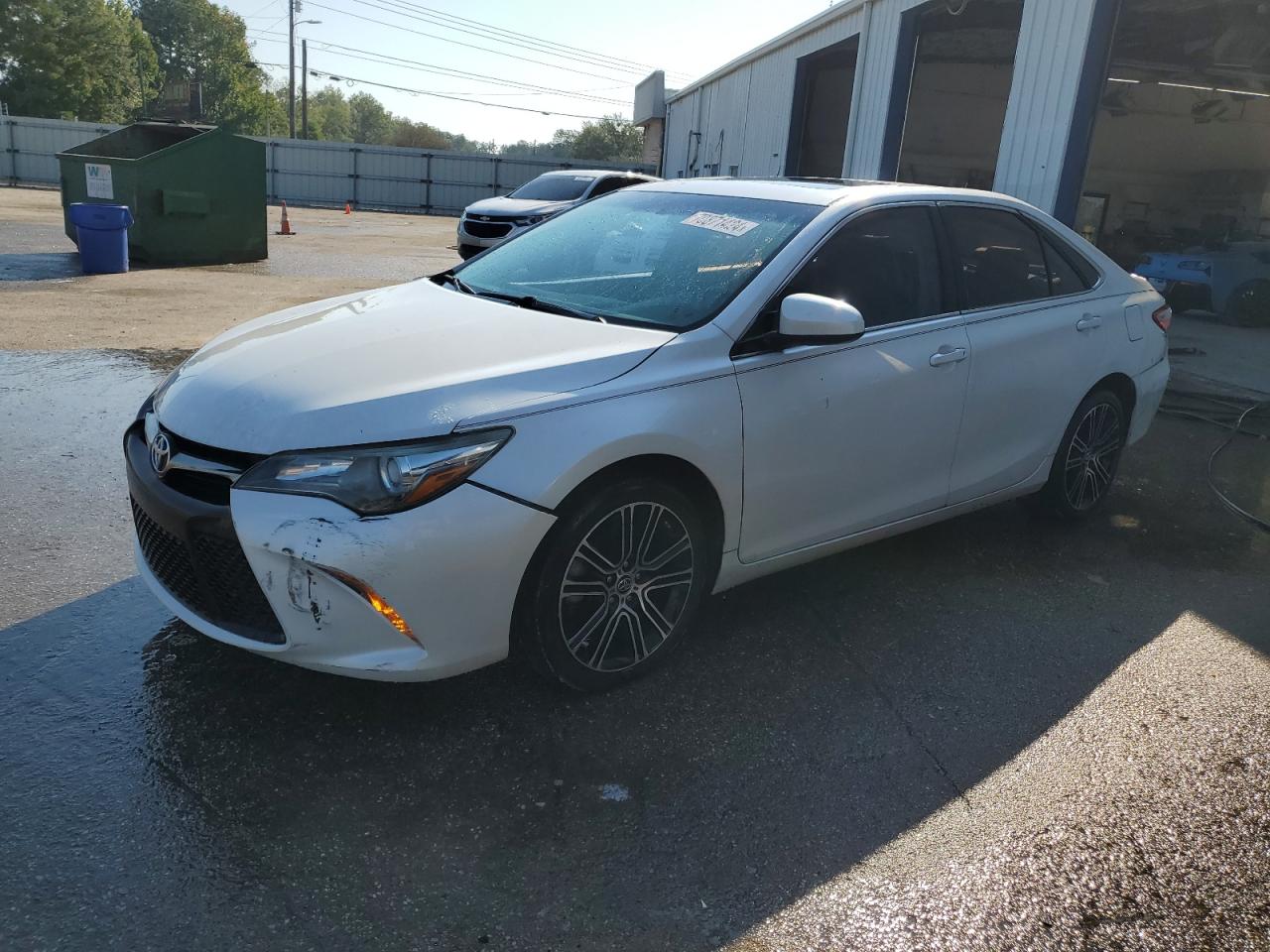 TOYOTA CAMRY LE 2016