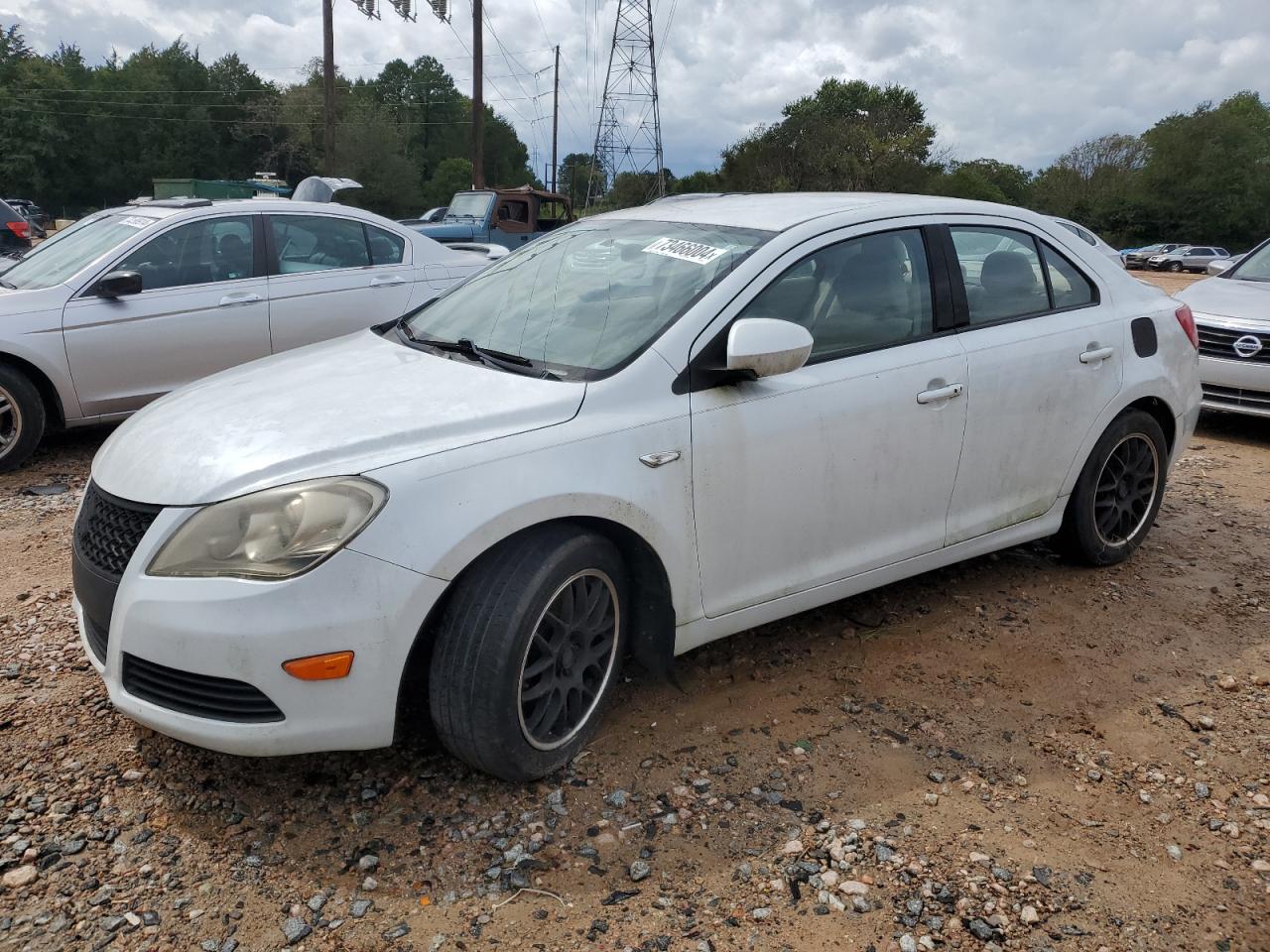 SUZUKI KIZASHI S 2012