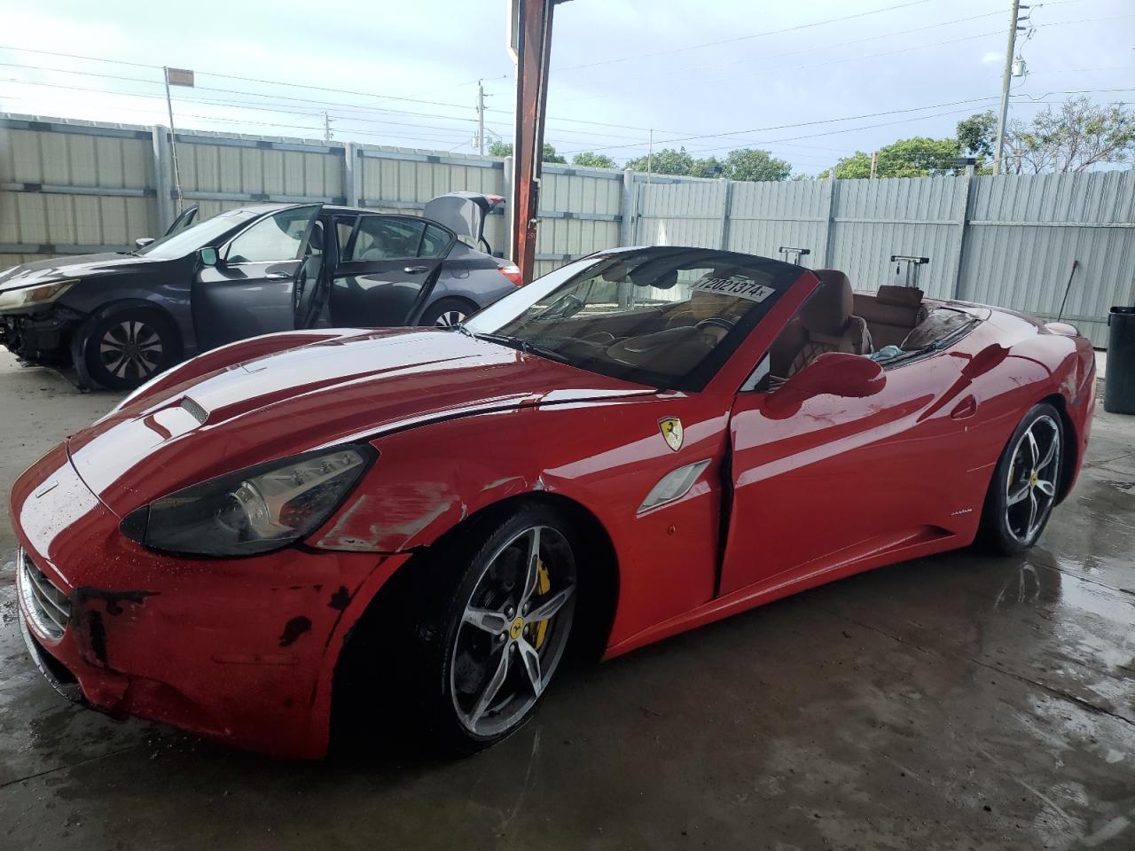 FERRARI California 2013