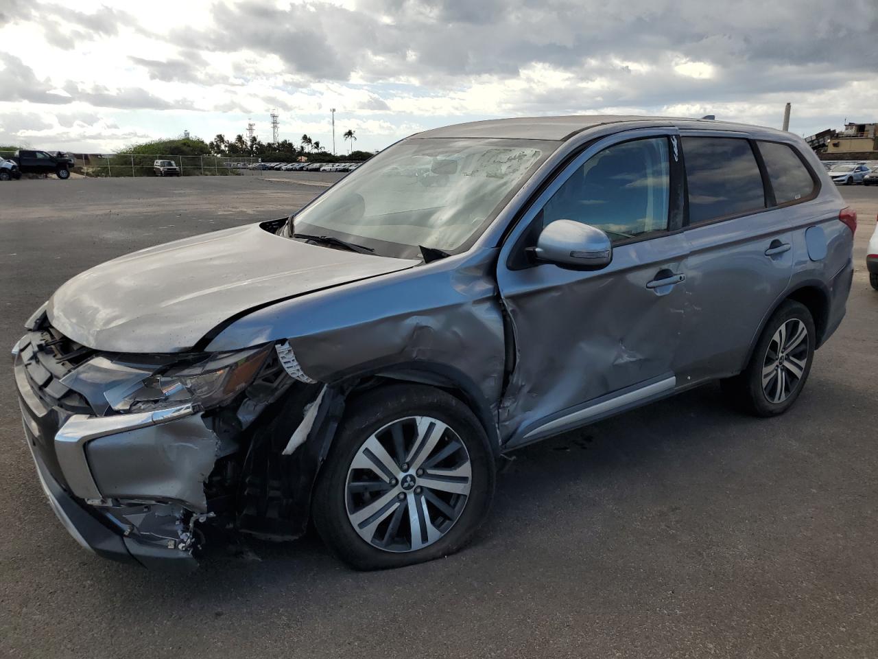MITSUBISHI Outlander 2019