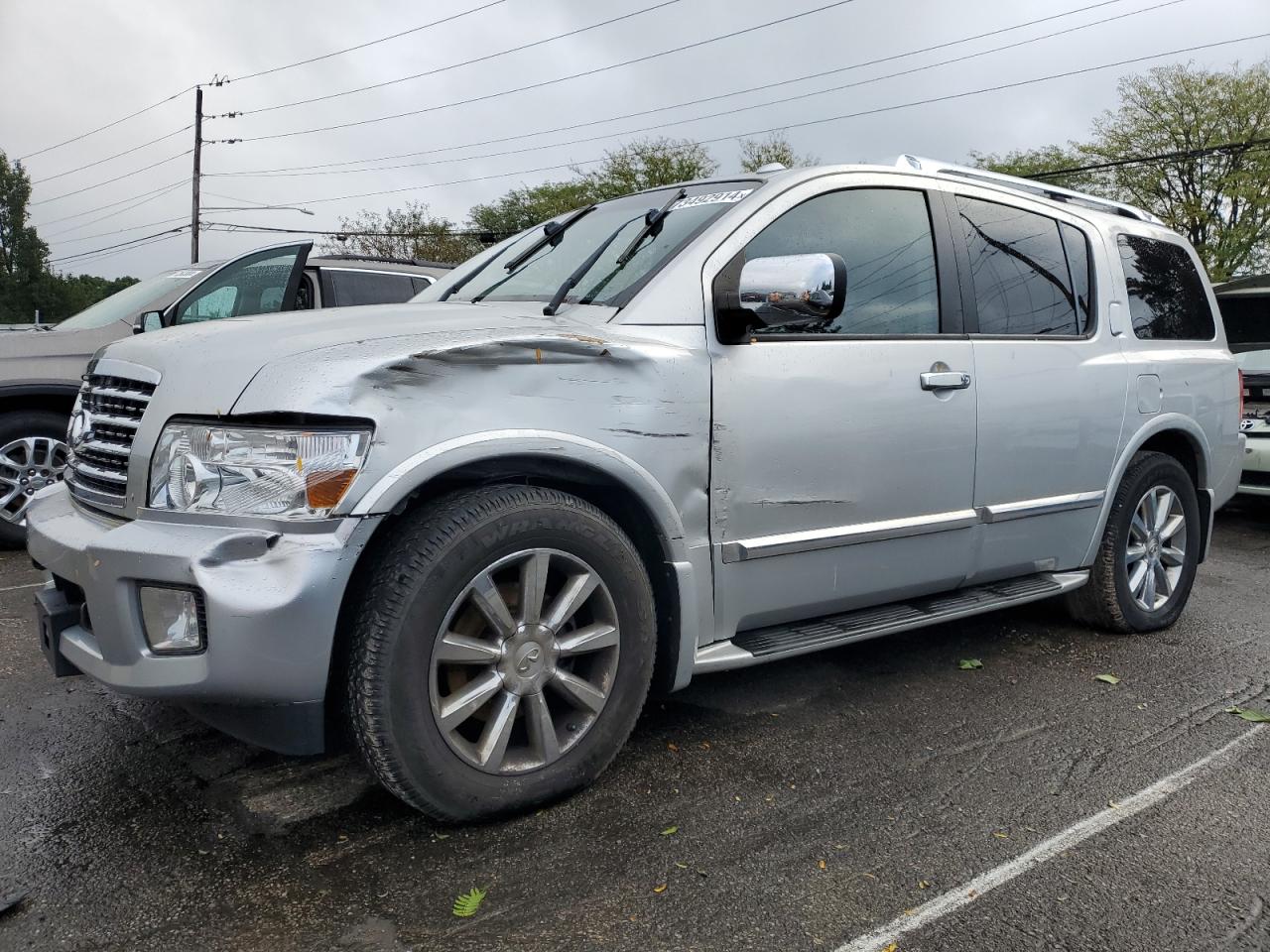 INFINITI QX56 2010