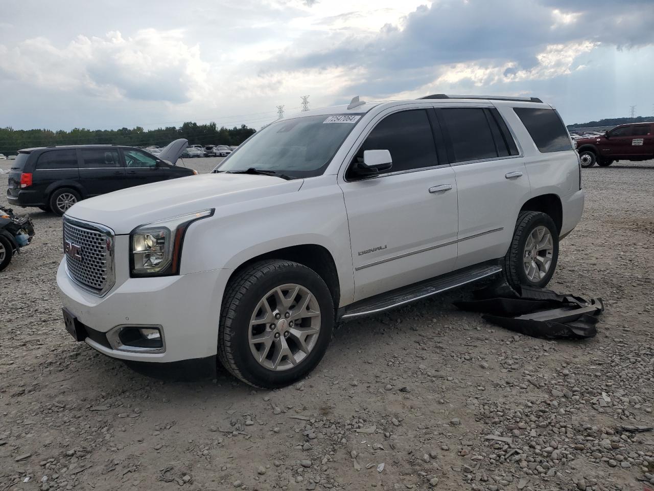 GMC YUKON DENA 2016
