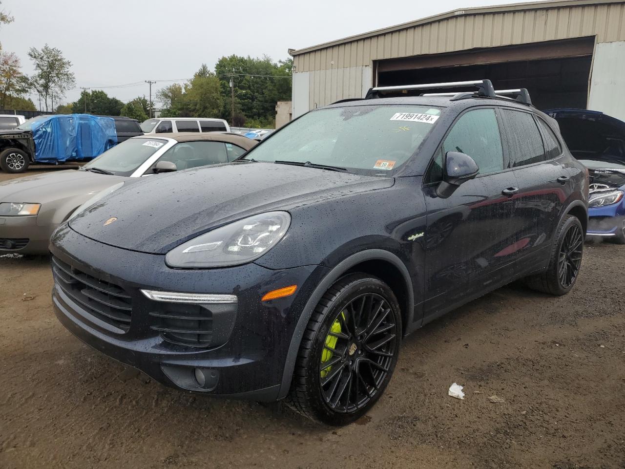 PORSCHE CAYENNE SE 2016