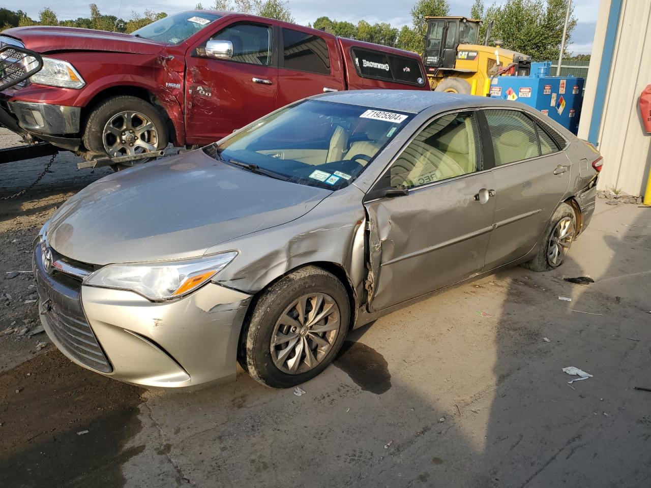 TOYOTA CAMRY LE 2017