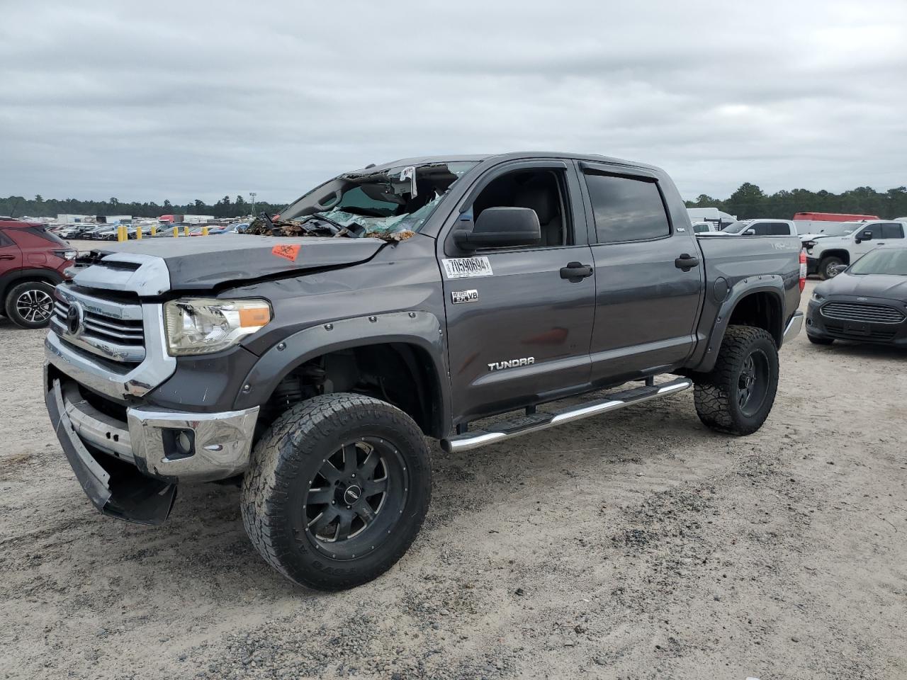 TOYOTA Tundra Cre 2014