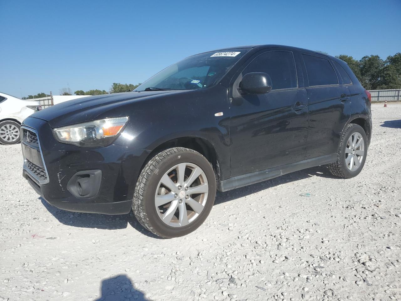 MITSUBISHI OUTLANDER 2015