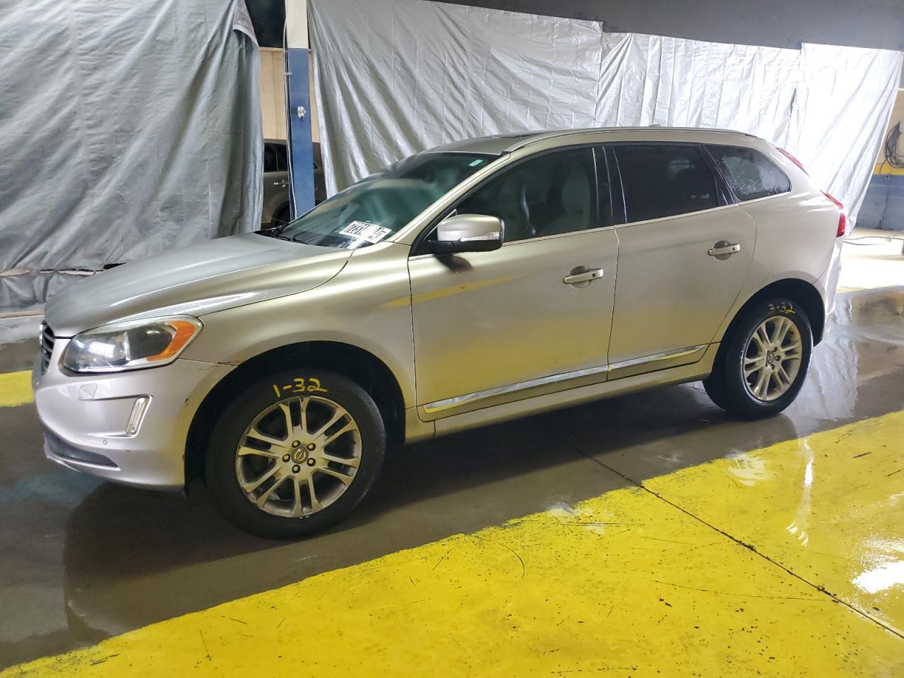 VOLVO XC60 T5 PL 2015