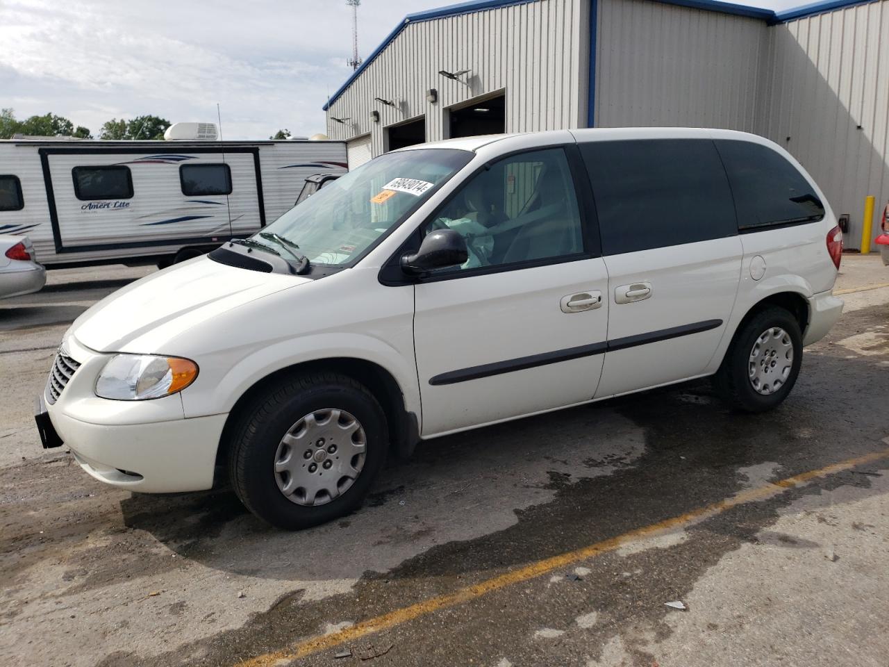 CHRYSLER VOYAGER LX 2002