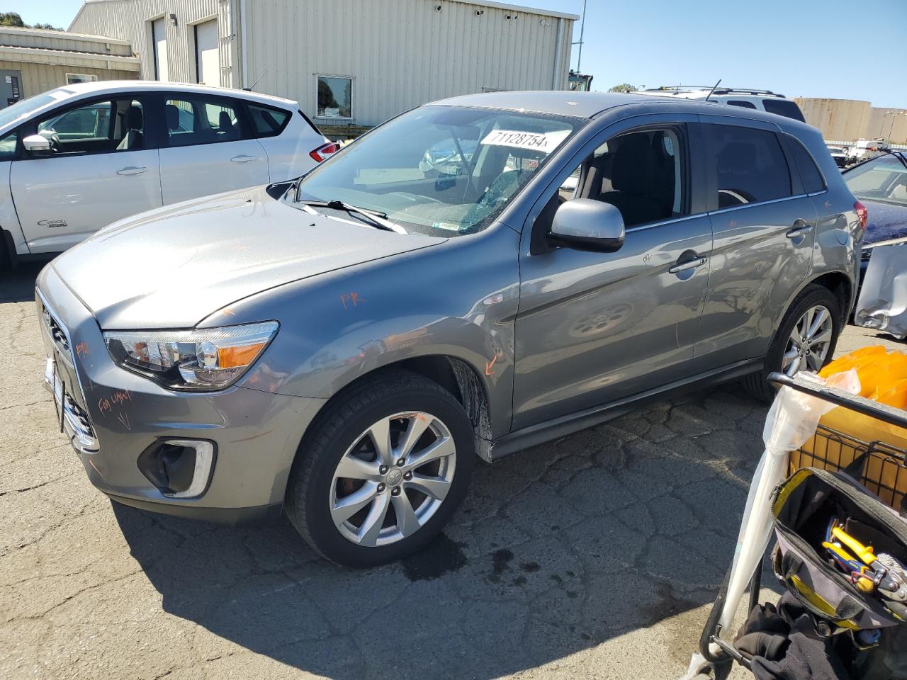 MITSUBISHI Outlander 2015