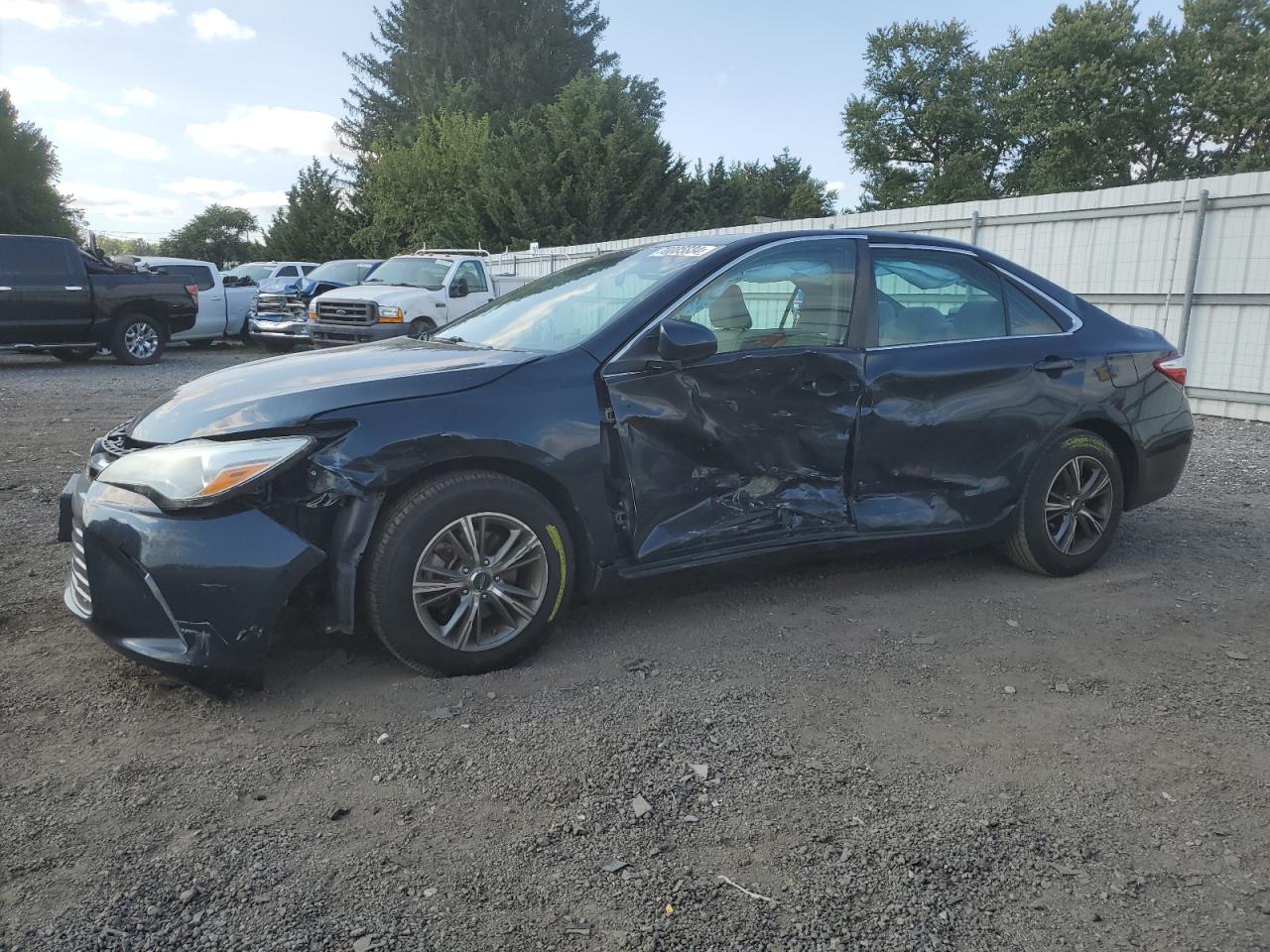 TOYOTA CAMRY LE 2016