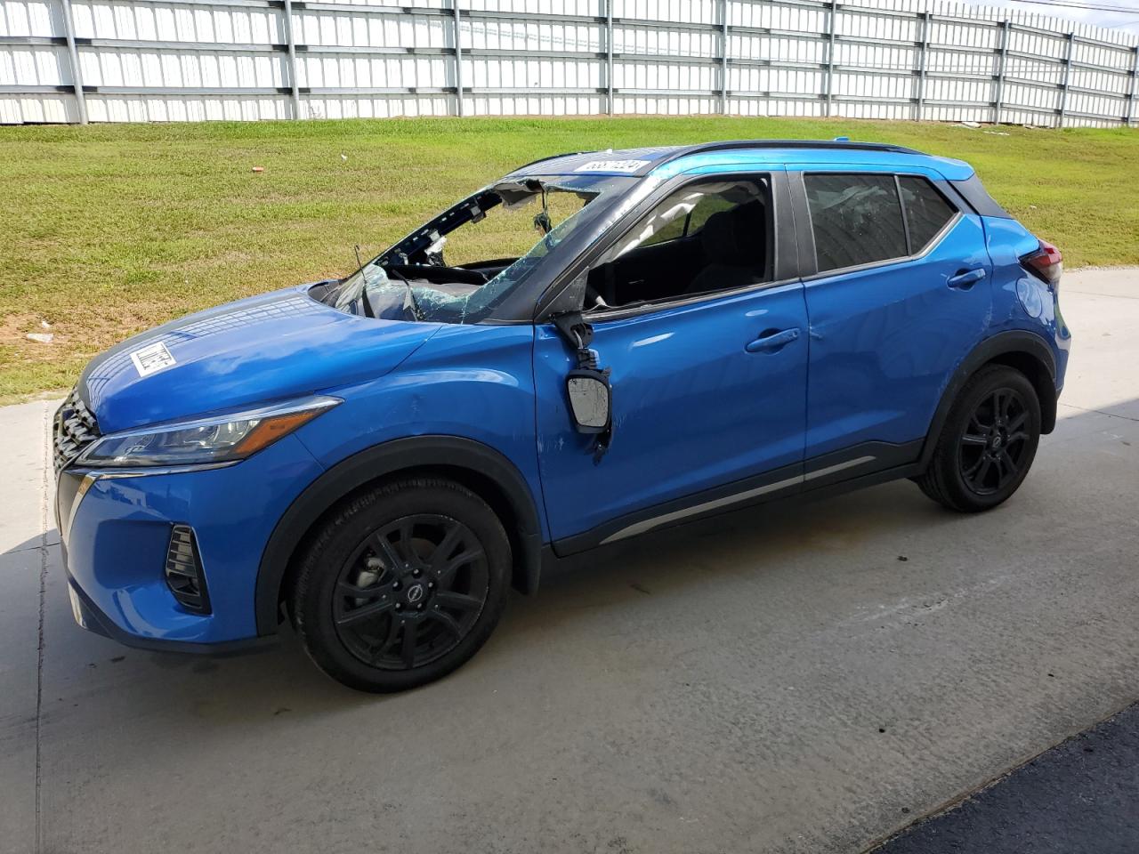 NISSAN KICKS SR 2023