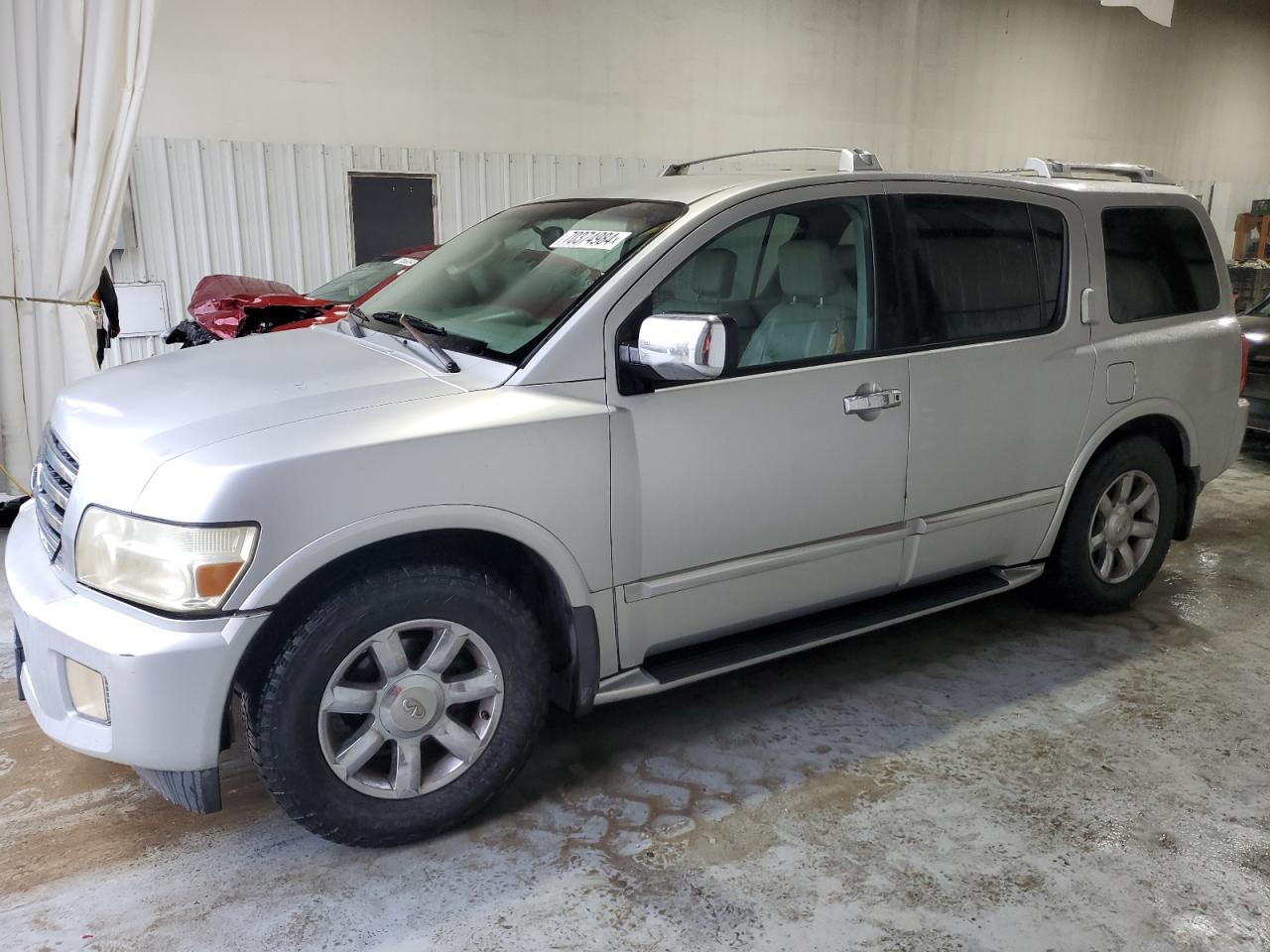INFINITI QX56 2004