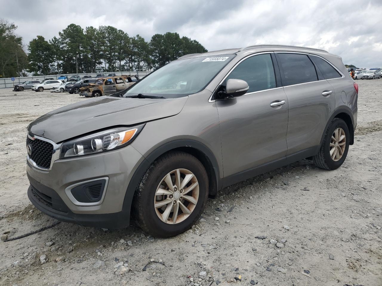 KIA SORENTO LX 2017