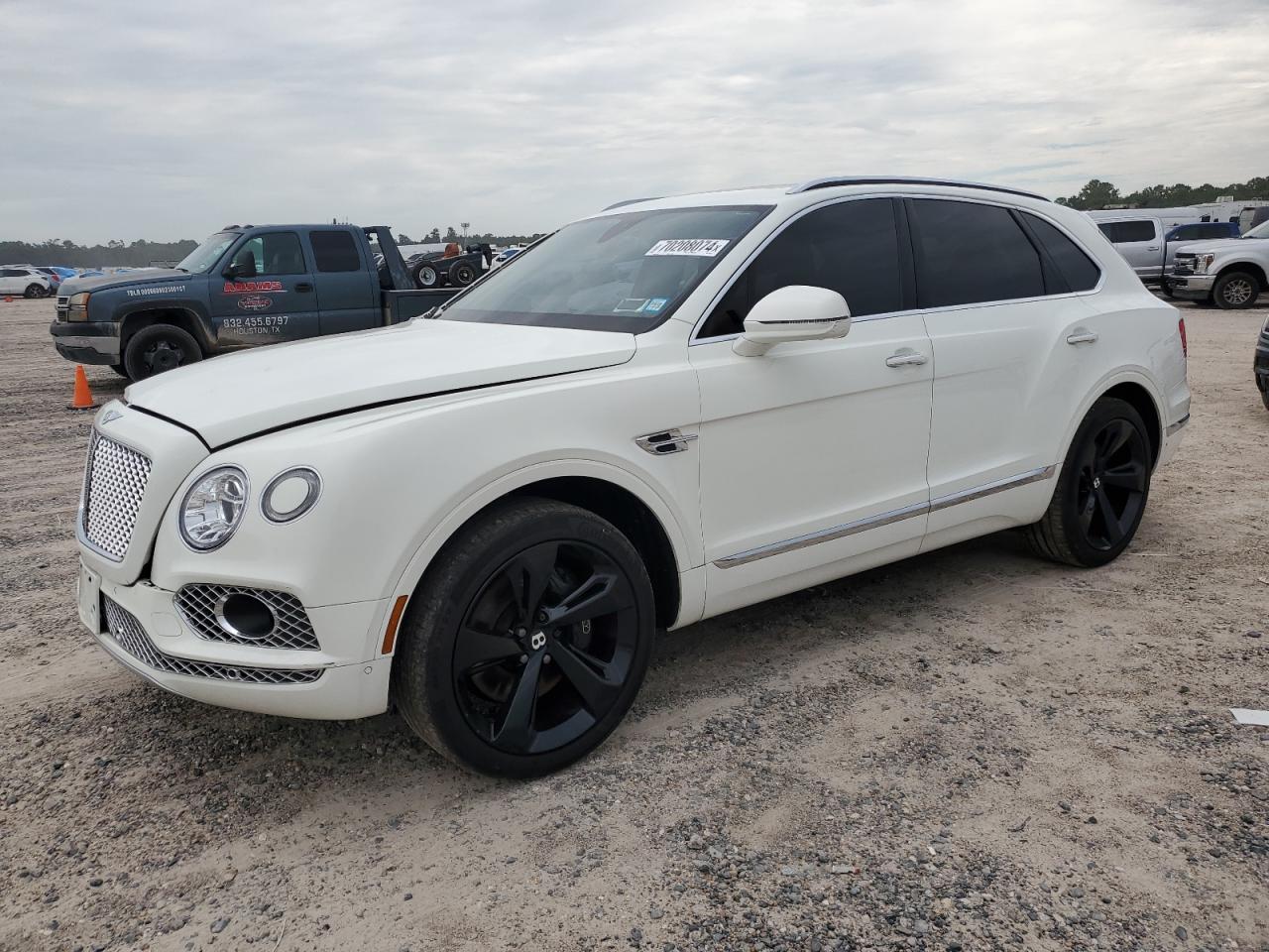 BENTLEY BENTAYGA 2018
