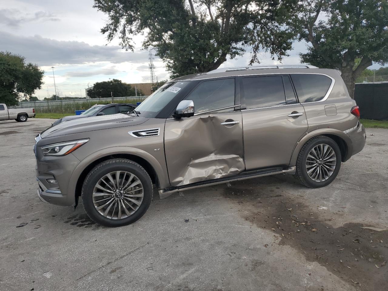 INFINITI QX80 BASE 2018