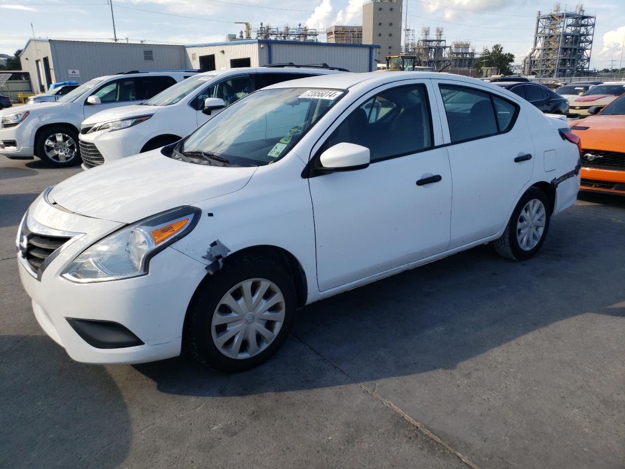 NISSAN VERSA S 2017