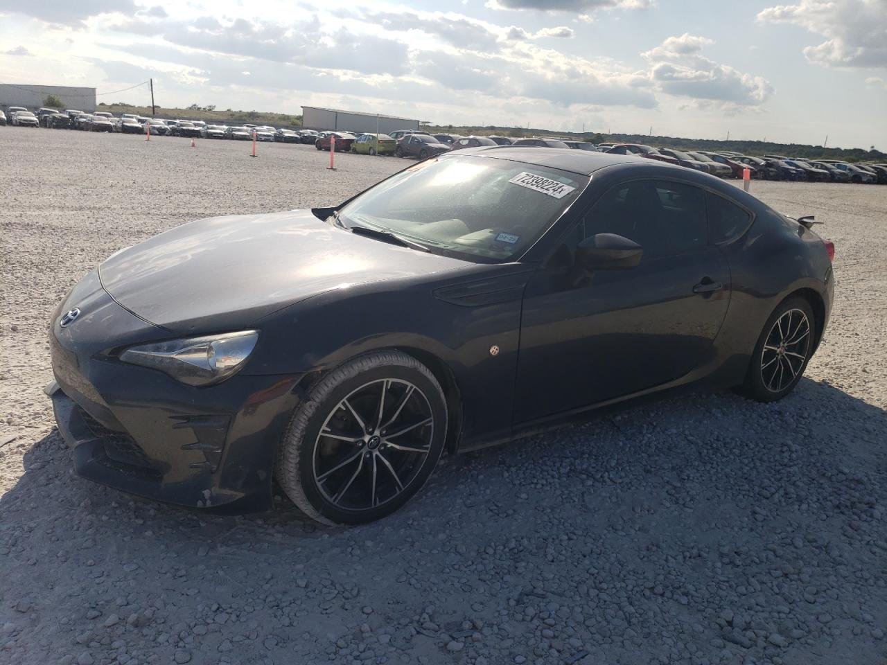TOYOTA 86 BASE 2017