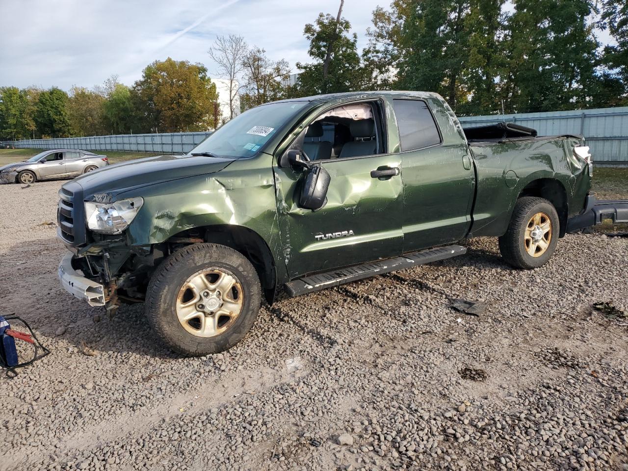 TOYOTA TUNDRA DOU 2012