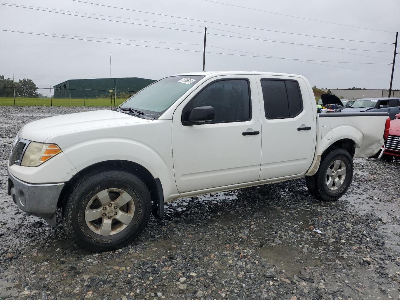 NISSAN FRONTIER 2009