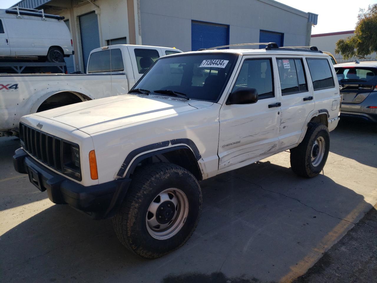 JEEP CHEROKEE S 2000
