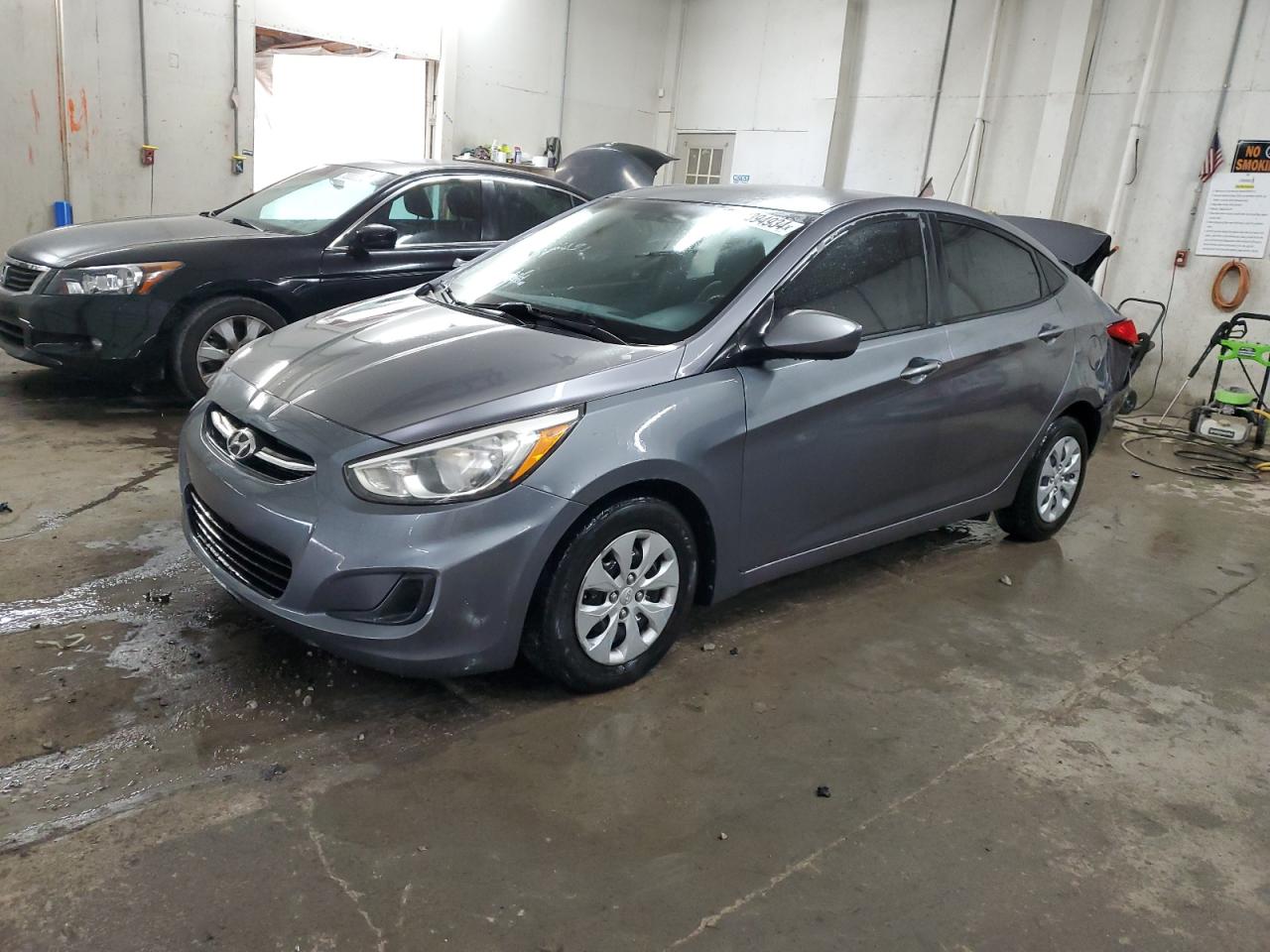 HYUNDAI ACCENT GLS 2015