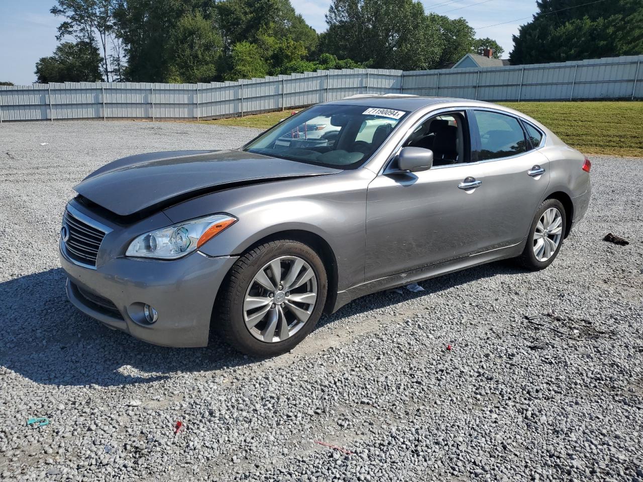 INFINITI M37 2013