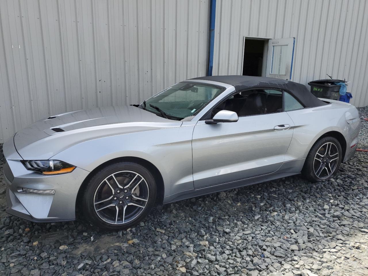 FORD MUSTANG 2022