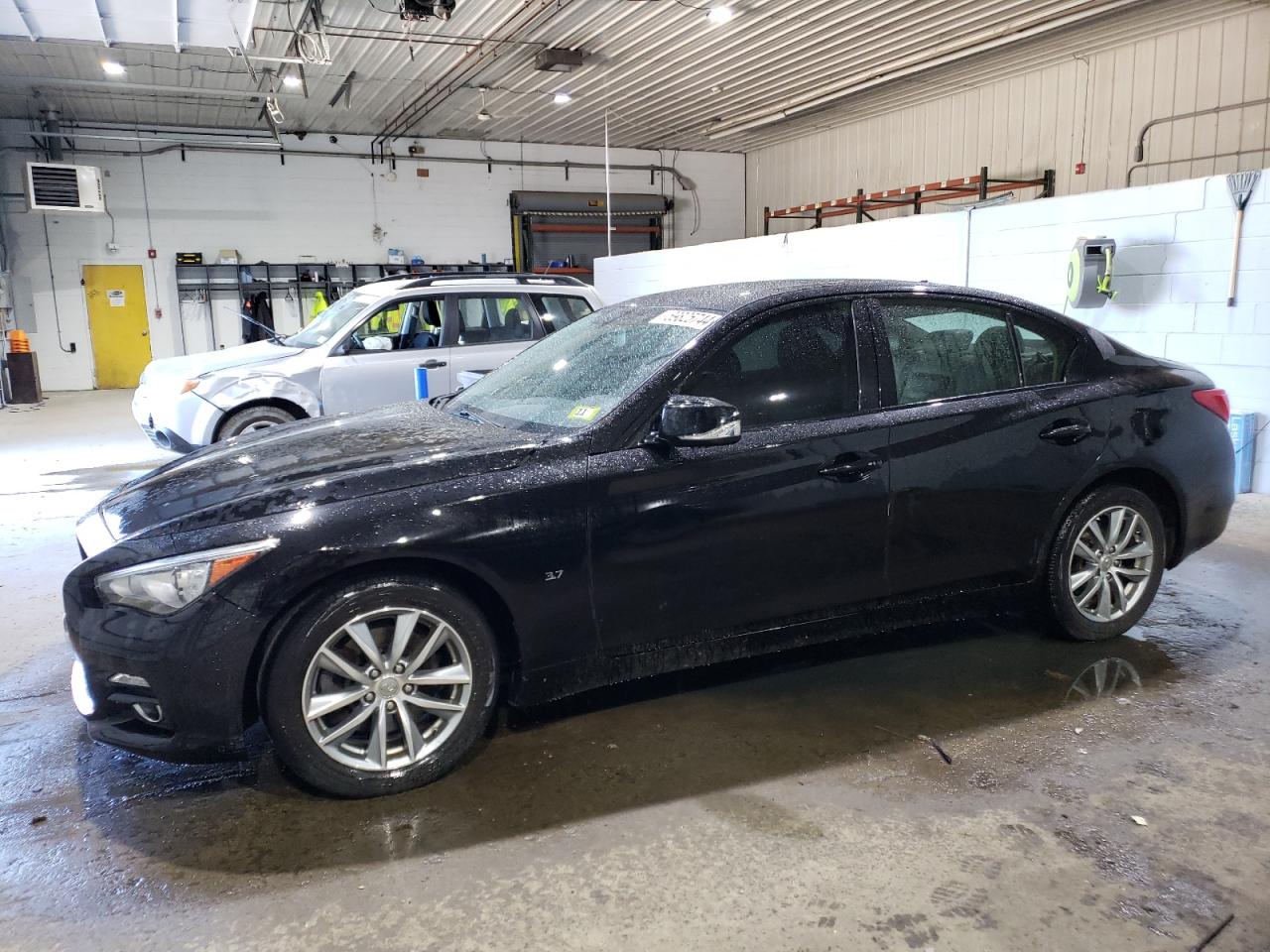 INFINITI Q50 BASE 2015
