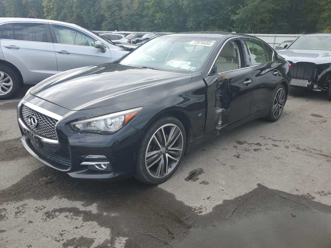 INFINITI Q50 BASE 2015