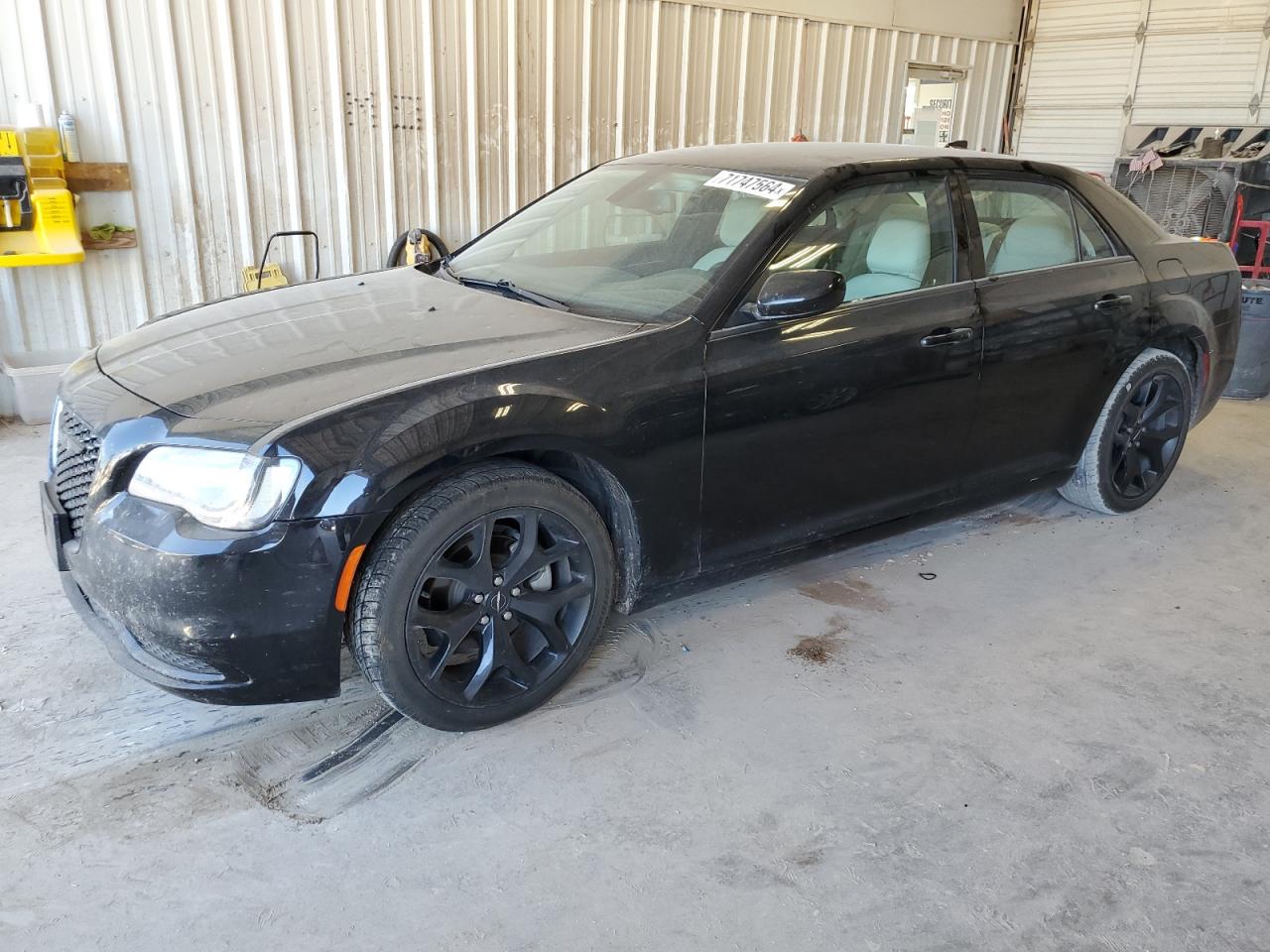 CHRYSLER 300 TOURIN 2021