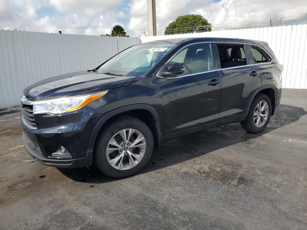 TOYOTA HIGHLANDER 2016