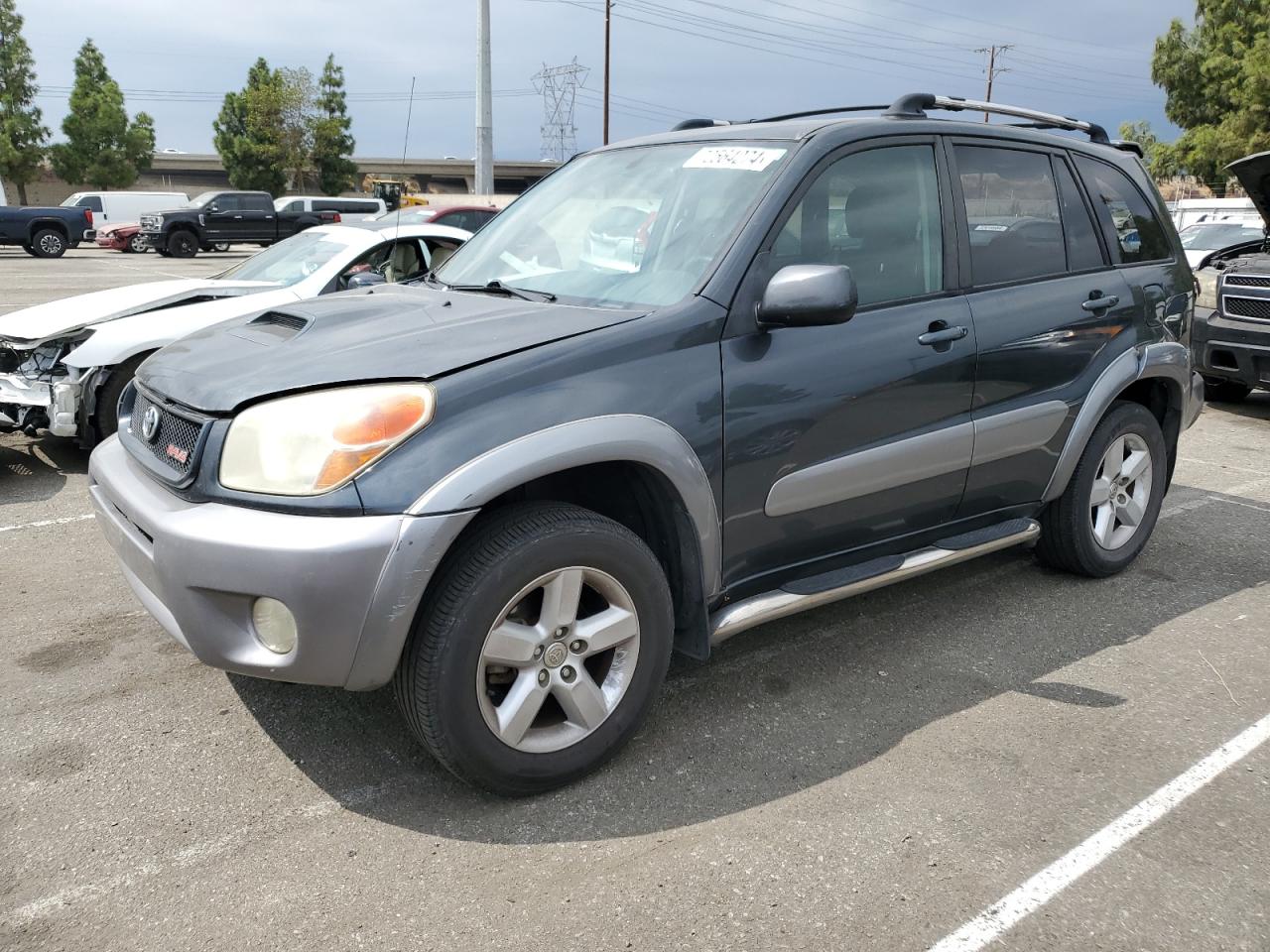 TOYOTA RAV4 2005