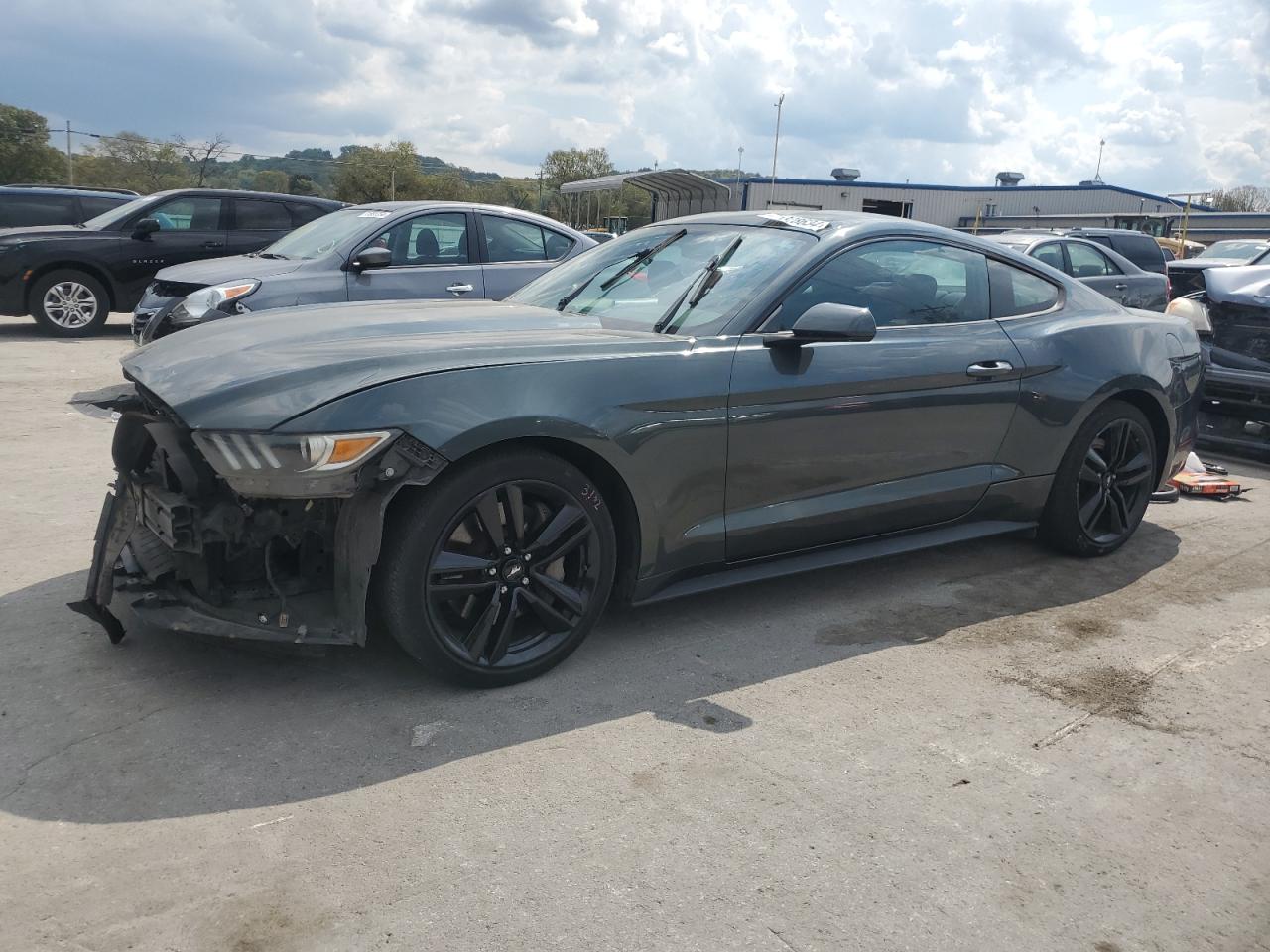 FORD MUSTANG 2015