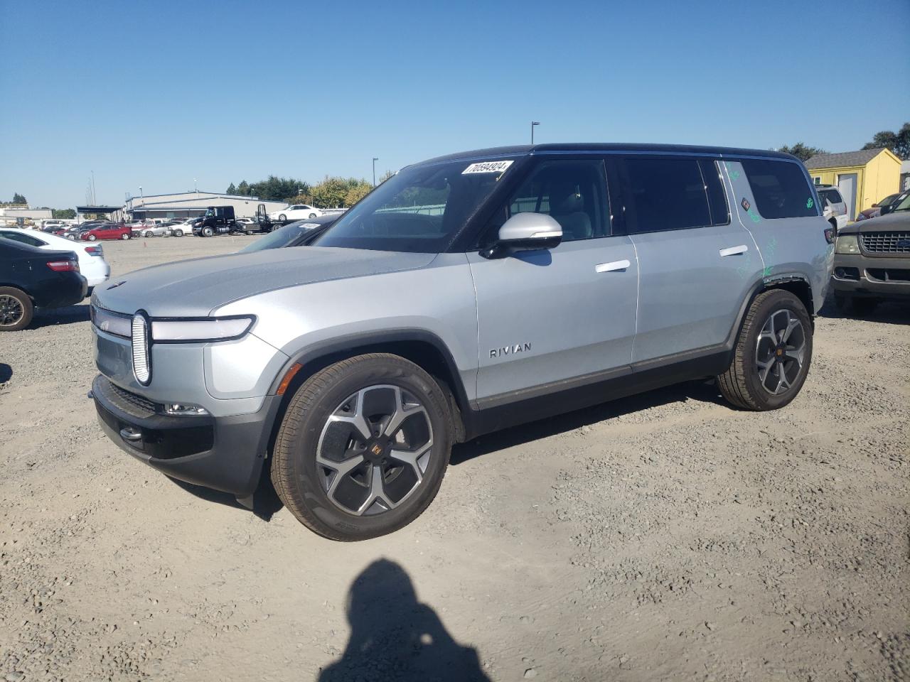 RIVIAN R1S ADVENT 2024