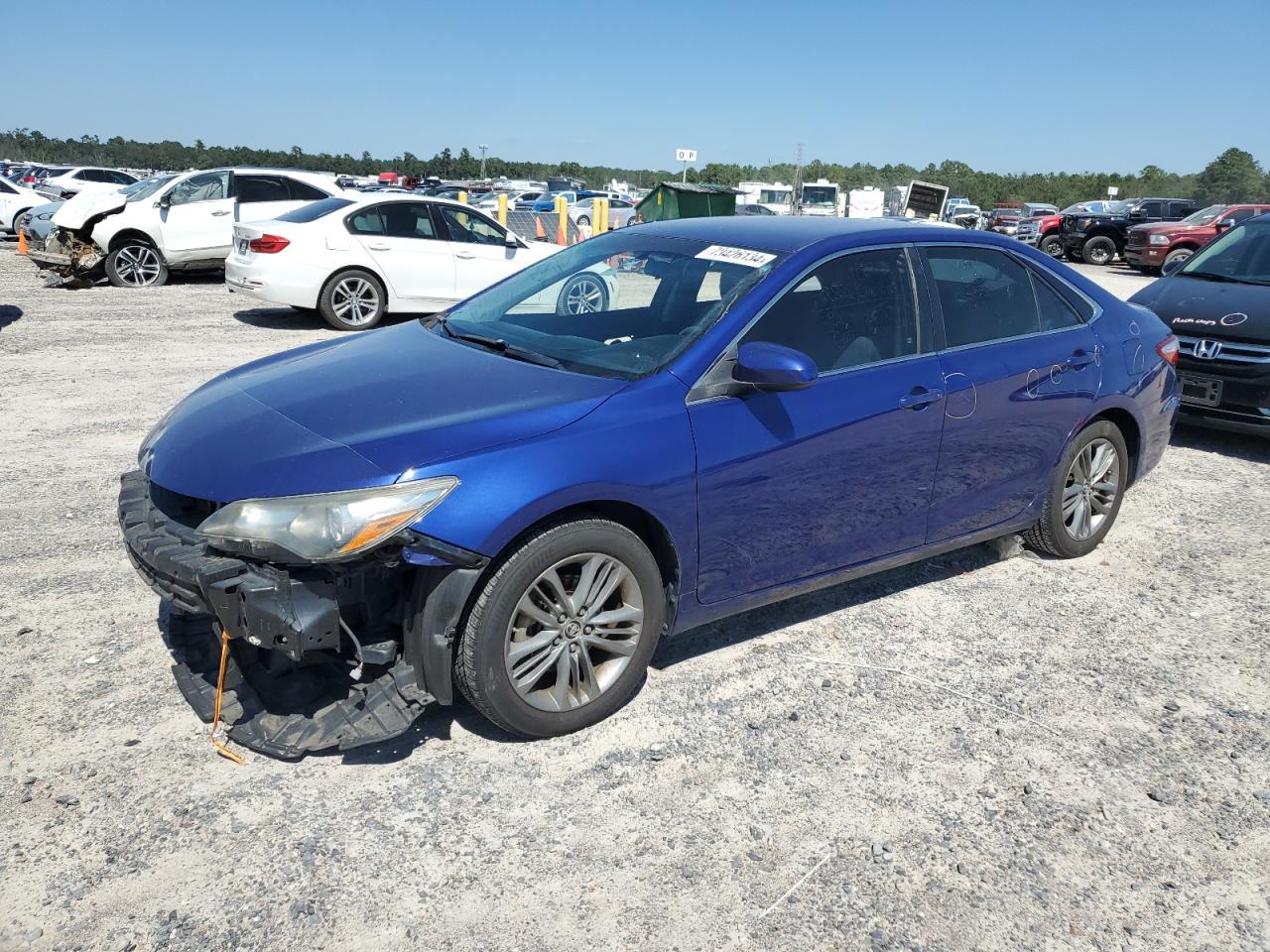 TOYOTA CAMRY LE 2015