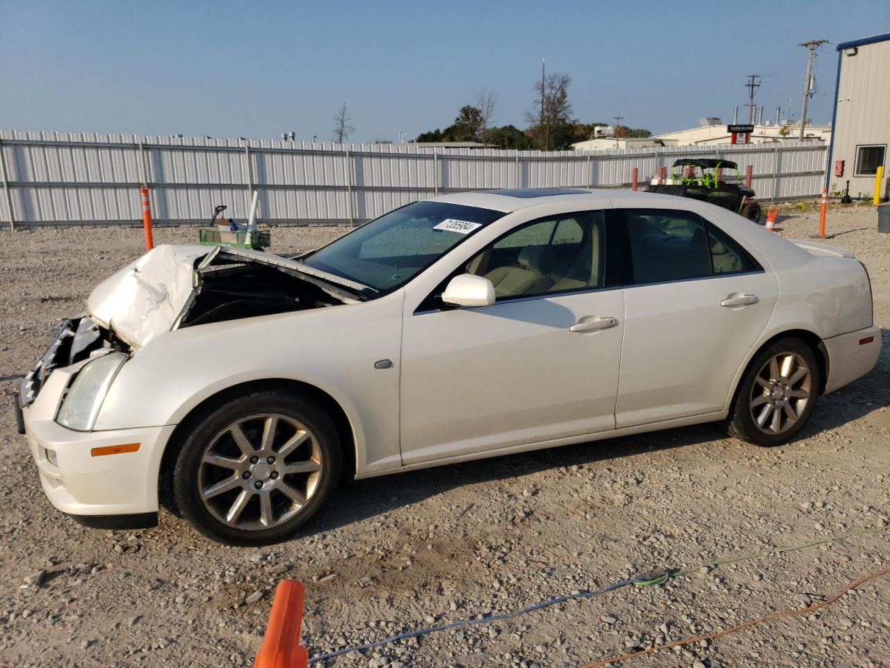 CADILLAC Sts 2005